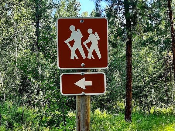 bitterroot mountains hiking sign