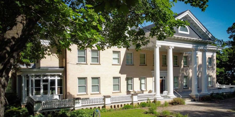 image of the daly mansion in hamilton, mt