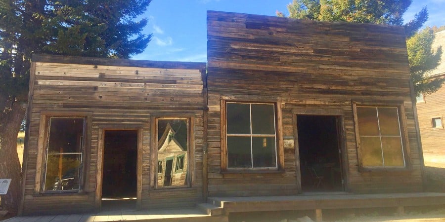 image of garnet ghost town