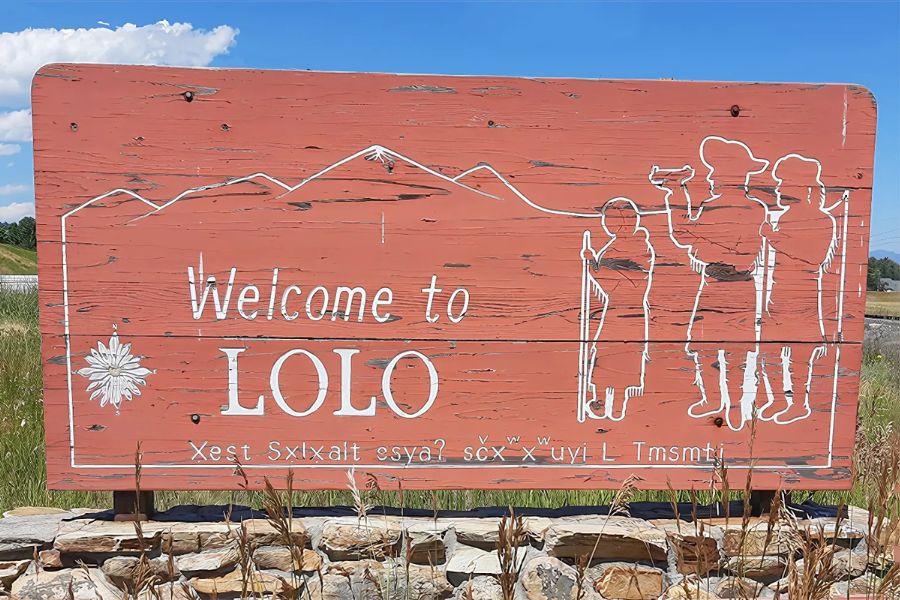 image of welcome to lolo, mt sign