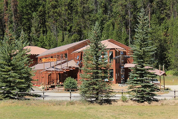 image of the lodge at lolo hot springs