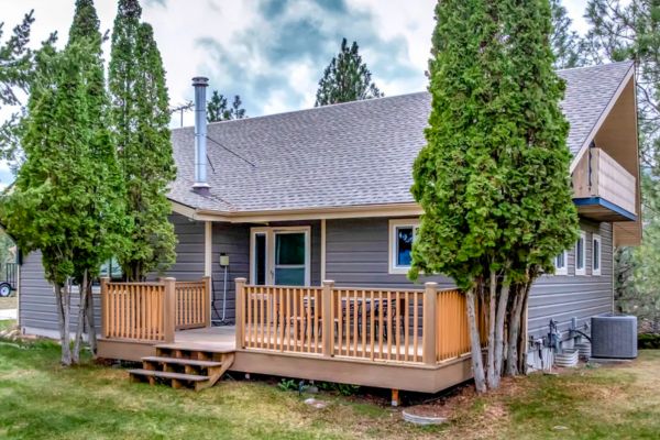 237 Hilltop Drive, Hamilton, MT 59840