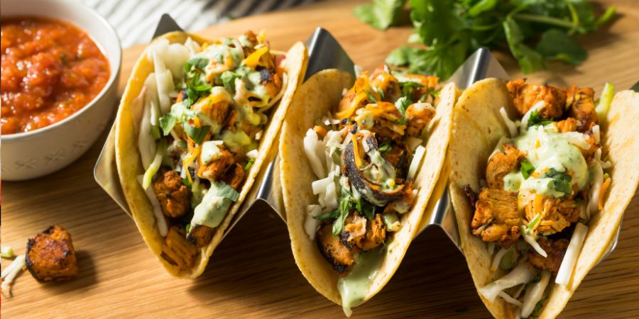 Image of 3 tacos and salsa